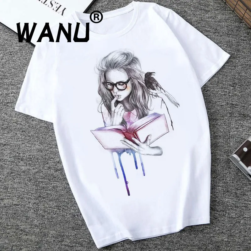 Для чтения книги Smart 2021 женская обувь новые модные футболки с принтом от одного