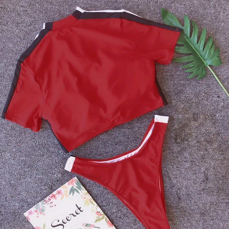 Женский купальник с короткими рукавами однотонный подкладкой пуш ап на молнии