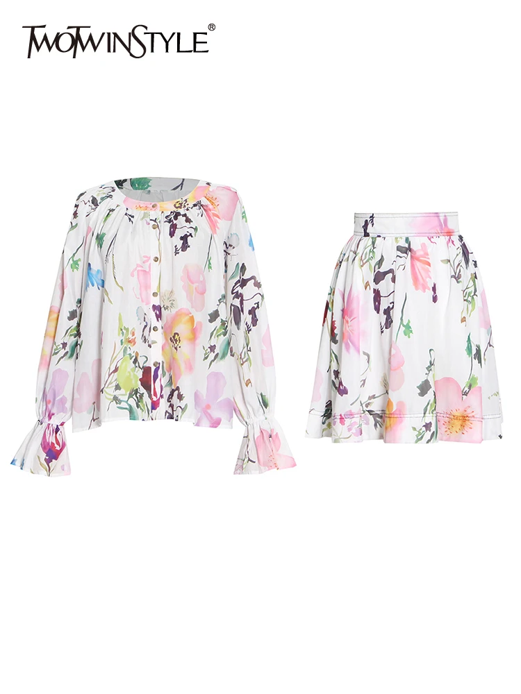 

Женский комплект из двух предметов TWOTWINSTYLE, элегантный топ с круглым вырезом и длинными рукавами-фонариками и юбка с высокой талией, повседн...