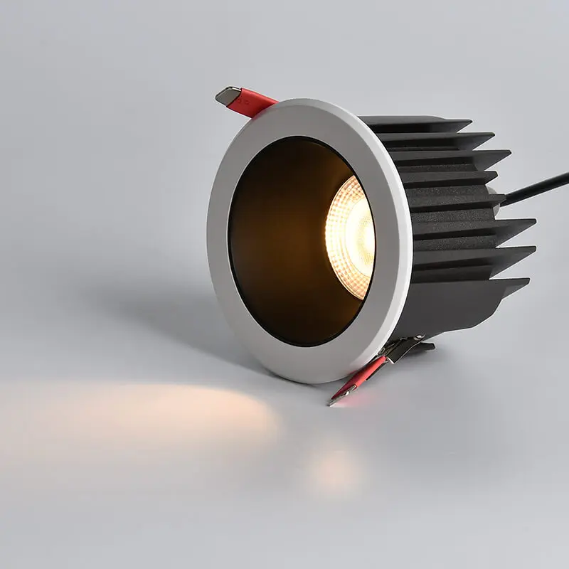 САПР Водонепроницаемая светодиодная лампа