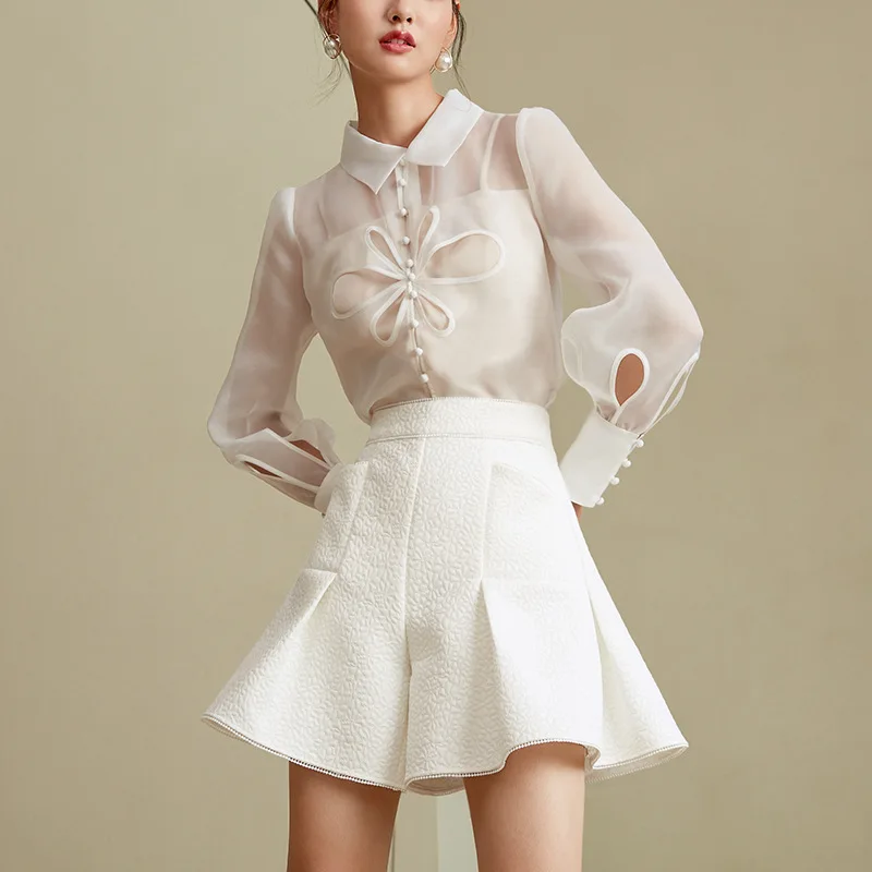 

Spring dress women's 2021 new design sense Organza shirt foreign style show thin shorts two piece age reducing suit 9329