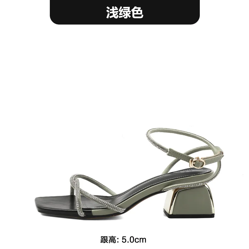 

2021 Summer Female Sandal Med Sale Of Women's Shoes Block Heels Buckle Strap Cross-Shoes Girls Medium New Chunky Comfort Clear
