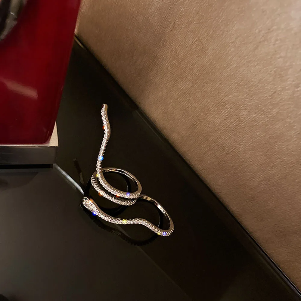 

Cool Snake Shape Rings for Women Adjustable Crystal Rings Weddings Party Jewelry