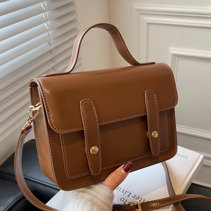 

Модная женская прошитая сумка через плечо 2021, женские брендовые дизайнерские ретро маленькие квадратные сумки с откидной крышкой, простые ...