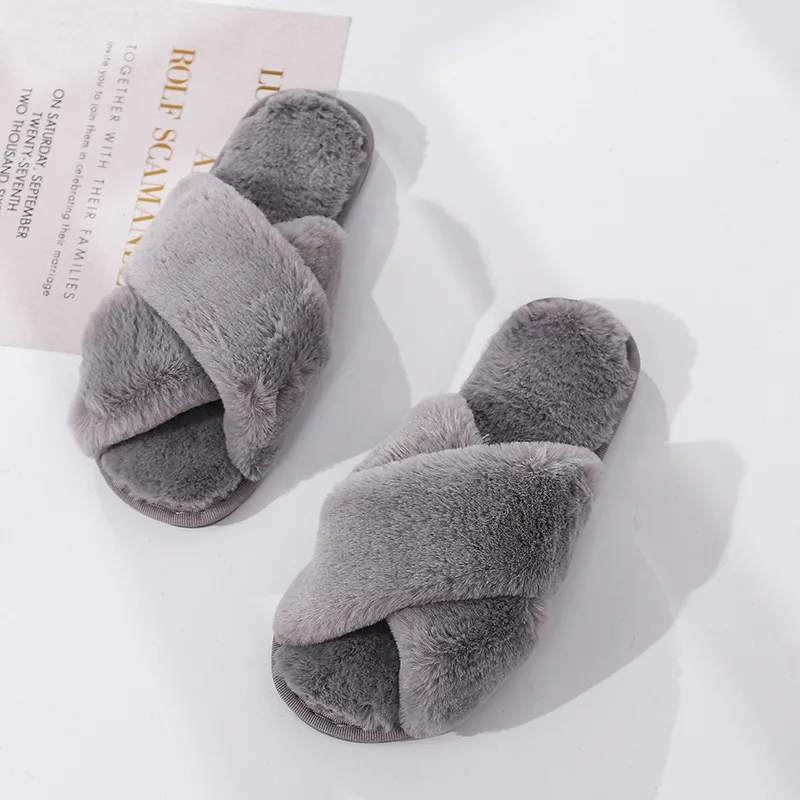 

Women Slippers Faux Fur Winter Warm Fashion Shoes Slip on Flats Female Slides Home Comfortable Cross Furry Slippers