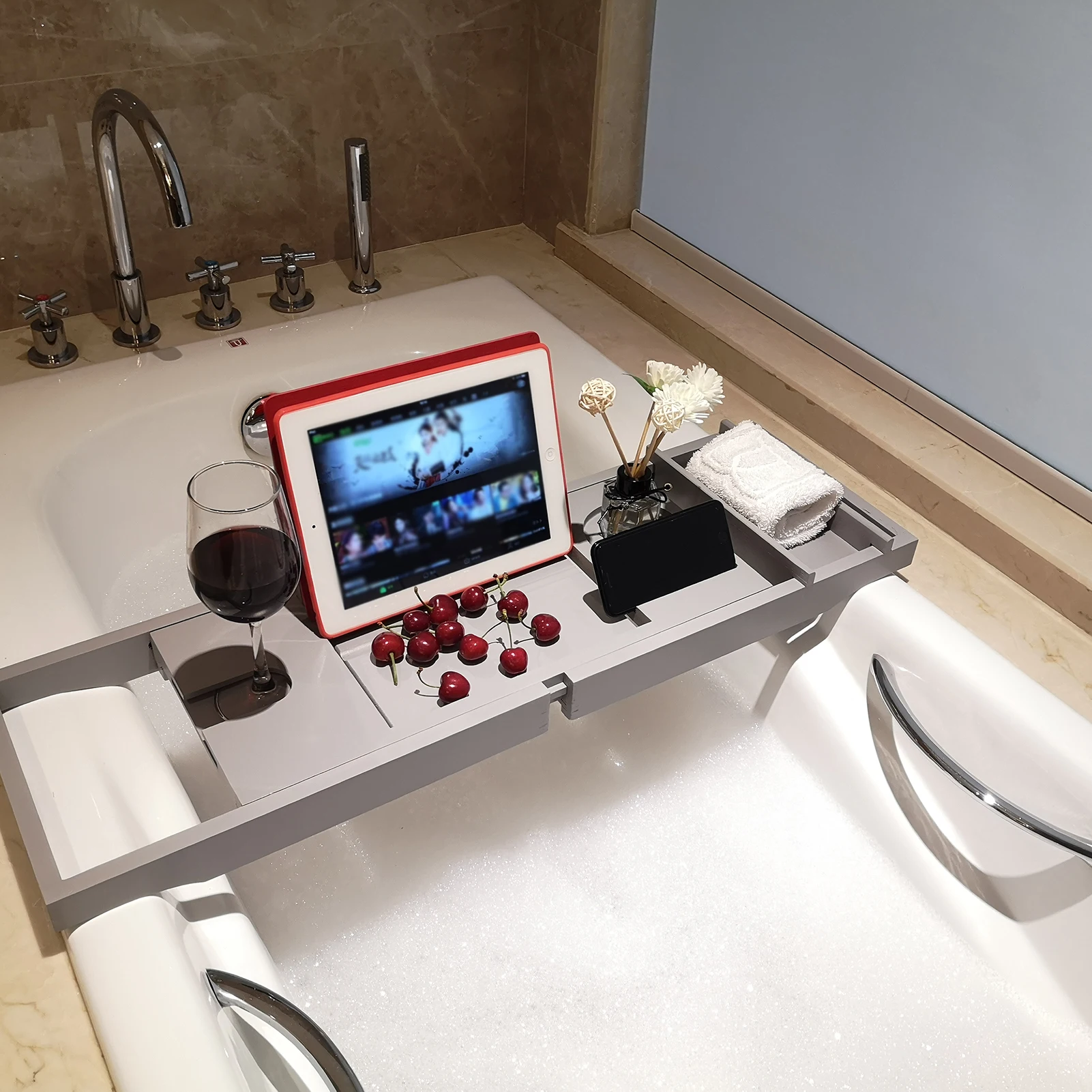 

Bathtub Tray Bamboo Spa Bathtub Caddy Organizer Serving Tray Book Wine Holder Nonslip Bottom Extendable Bath Tray Bathroom Shelf