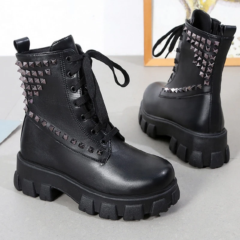 

Punk Style Autumn Winter Boots Platform Black Patent Leather Plus Size 43 Ankel Boots for Women Motorcycle Boots Botines Mujer