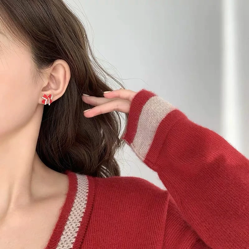 

2021 Hot-selling Popular Women's New Korean Fashion Sexy Red Stone Bow Stud Earrings Jewelry Earrings