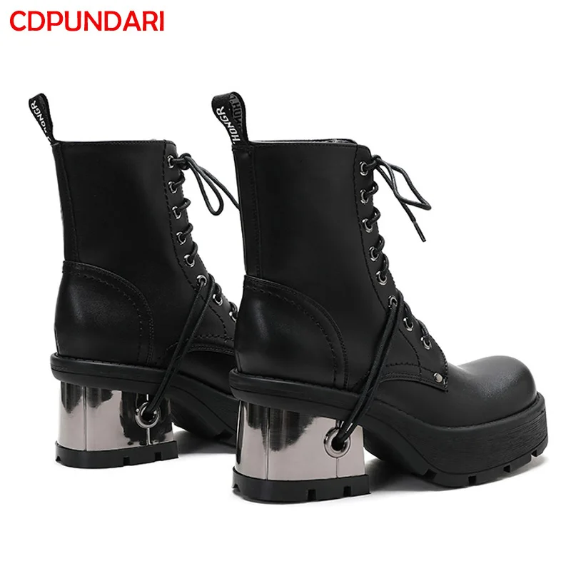 Женские ботильоны на платформе и высоком каблуке черные ботинки в готическом