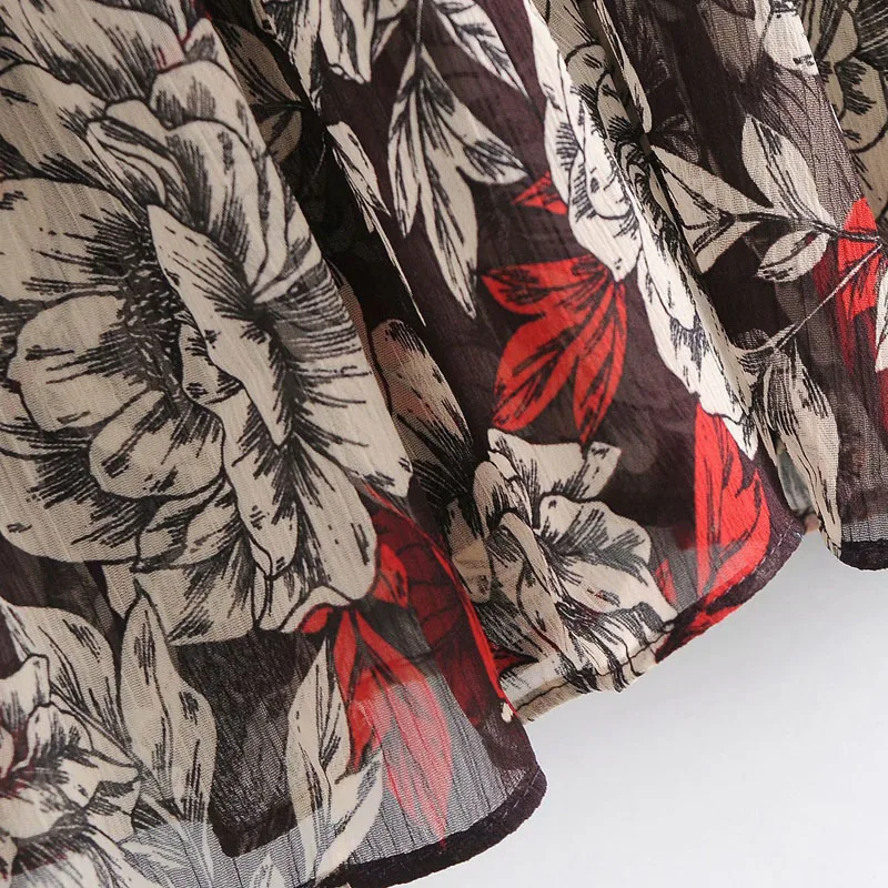 

Women Summer Chiffon Vintage Blouses Shirts Tops 2020 Long Sleeve Print O-Neck Female Elegant Pleated Street Top Clothes Blusas