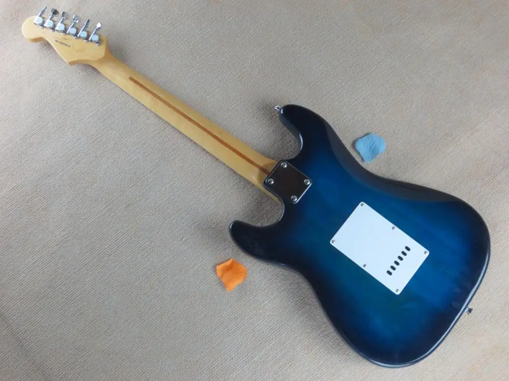 

Factory store blue burst ST signature maple fretboard 6 string Chrome Hardware Electric Guitar Guitarra free shipping