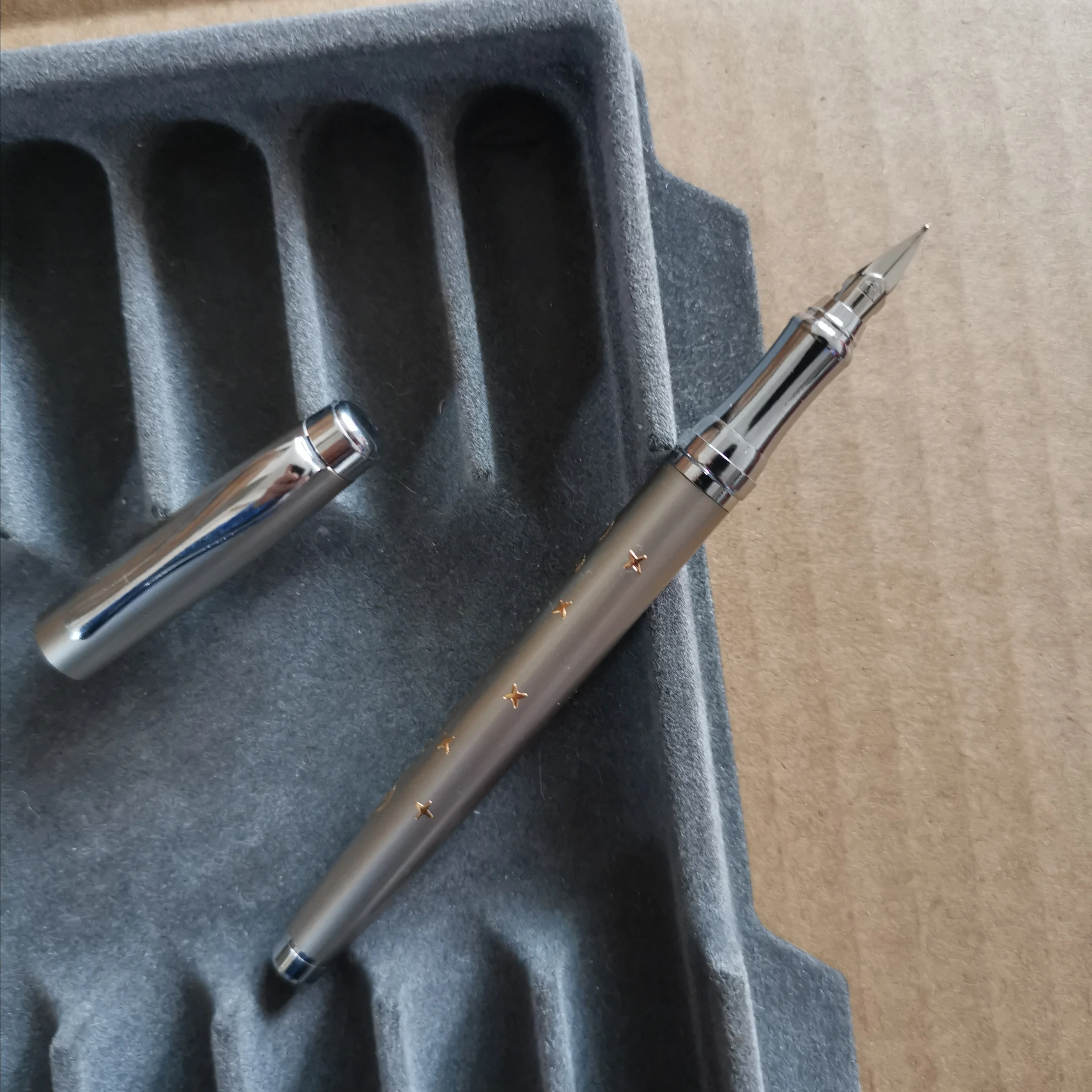 Редкая карманная авторучка маленькая специальная ручка канцелярские