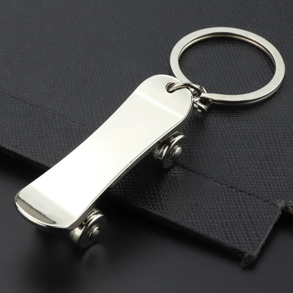 

Creative The Skateboard KeyChain Customized Antilost Key Chain Small Chic Keyring for Men Women DIY Engrave Engraving Gift