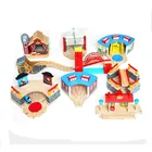 Деревянный поезд станция автомобиля игрушечный гараж магнитного слота моста игрушки, связанные с деревянная железная дорога трек интересный подарок для детей