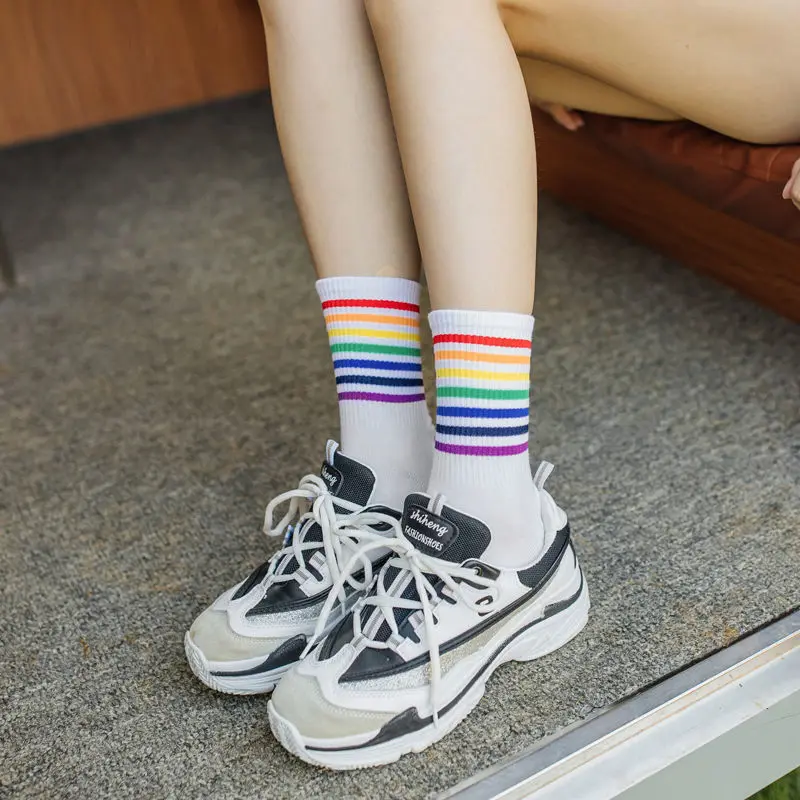 

Fashion women's socks cotton rainbow stripes classic warmth casual fashion Harajuku funny cute popular spring autumn sockings