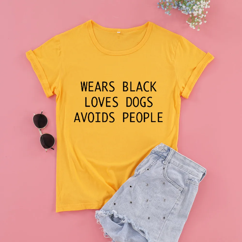 

WEARS BLACK LOVES DOGS AVOIDS PEOPLE Mom Shirt Fashion Plus Size Women T Shirt Short Sleeve Mama Tees O Neck Cotton Mother Tops