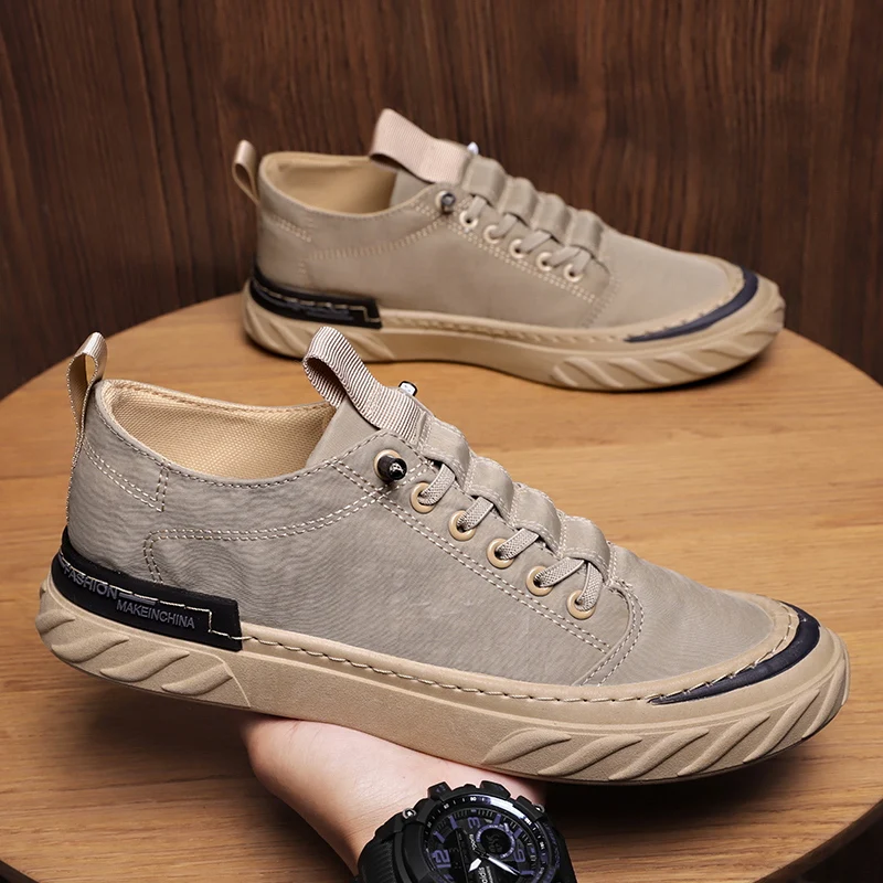 

New Men Skateboard Shoes Hand Sewing Breathable Male Canvas Shoes Fashion Soft Zapatos Hombre Comfortable Men Shoes Slip-On