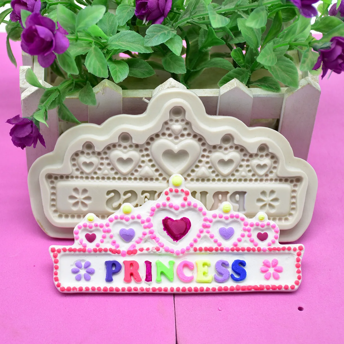 

Princess Crown Fondant Silicone Mold for Cake Jelly Sugarcraft Lace Decoration Kitchen Accessories Baking Tool