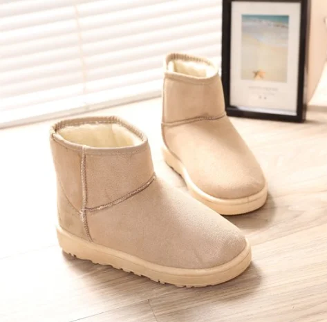 Beige Зимние сапоги г. Женские зимние ботильоны корейская мода размера плюс, Нескользящие ботинки на плоской подошве, сохраняющие тепло женская обувь Botas mujer - Color: Beige