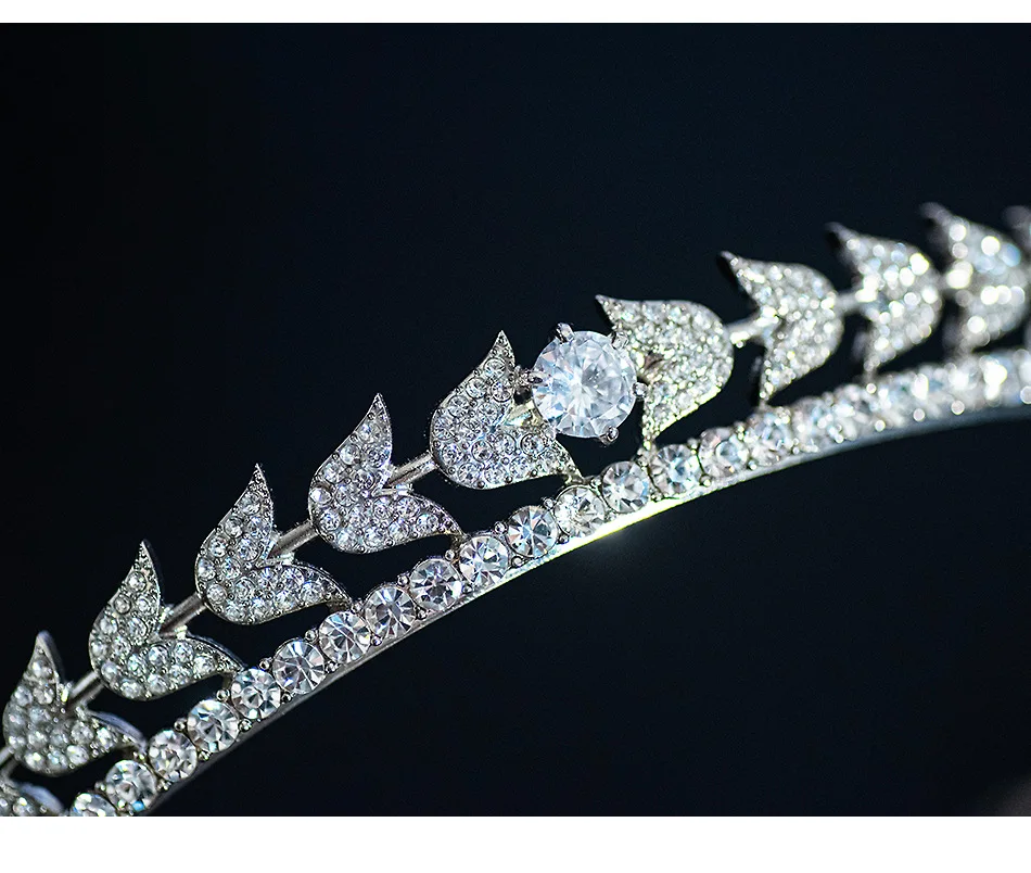 

Rhinestones Crown Headband Handmade Bridal Hair Hoop Glittery Zircon Headdress Hair Accessories for Bride Women FS99