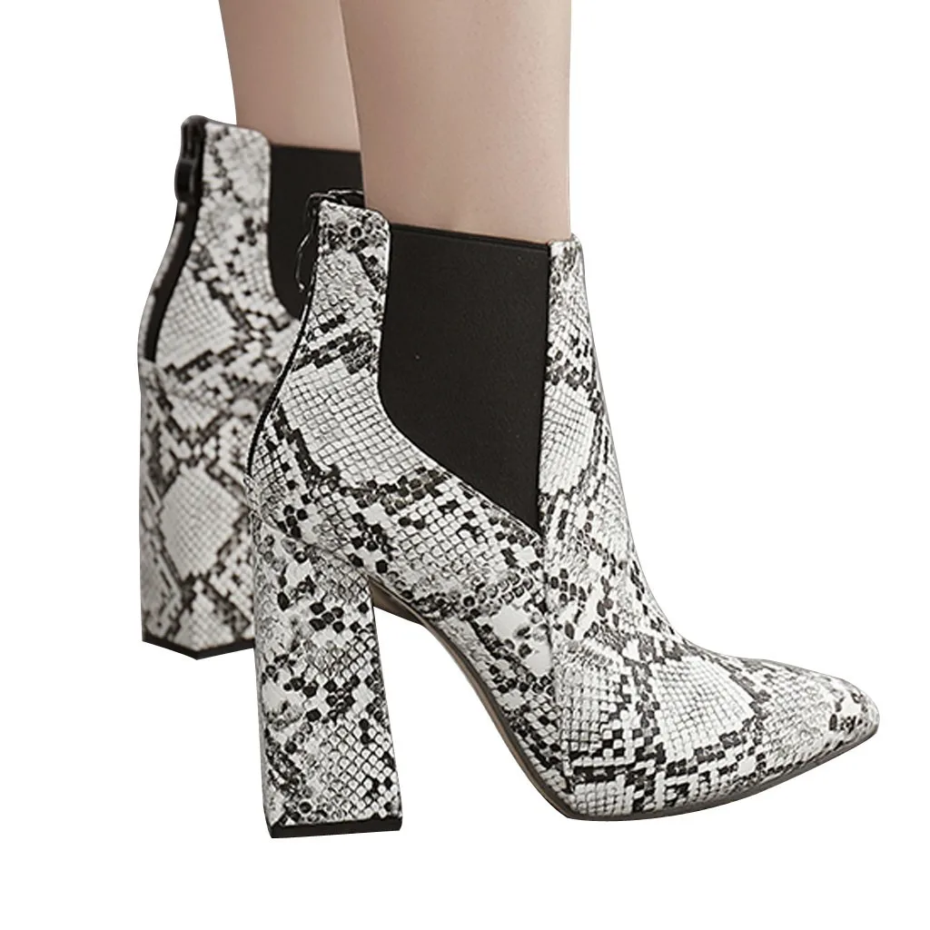 Женские ботильоны на толстом каблуке ботинки высоком со змеиным принтом и