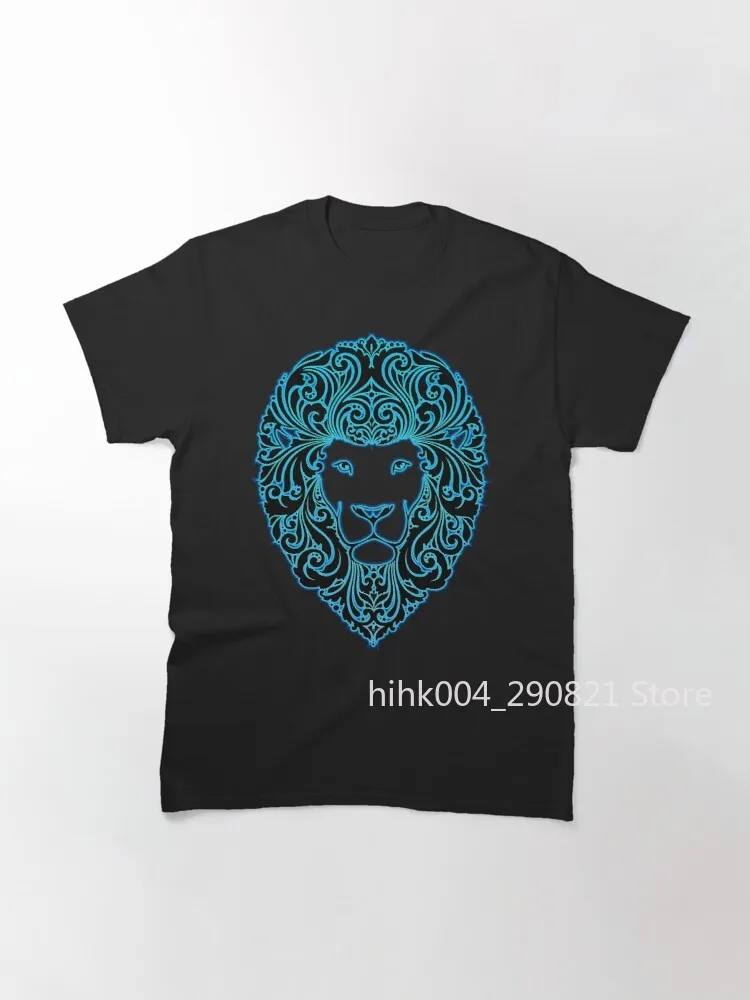 

Amazing wild big cat Classic T-Shirt