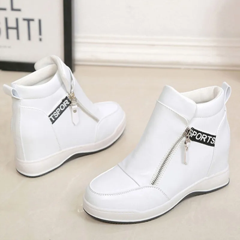 Женские кроссовки из искусственной кожи Вулканизированная подошва высокие на