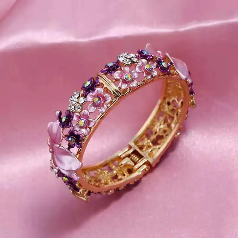 Женский браслет в этническом стиле | Украшения и аксессуары