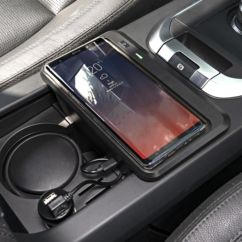 

10W car QI wireless charger charging plate mobile phone charger charging holder for Land Rover Discovery Sport 2015-2019