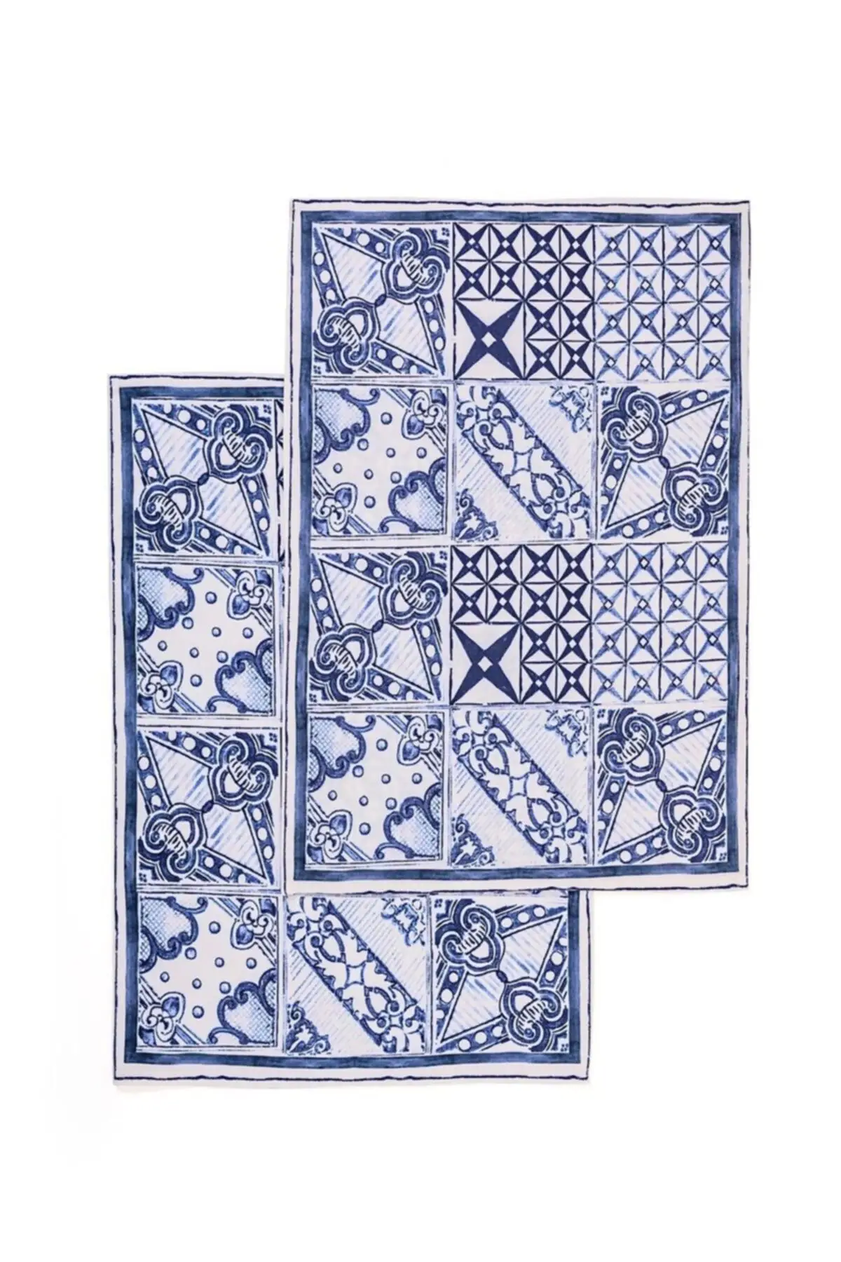 

Double Placemat with Blue Tile Pattern on White, Stain Resistant, 50*35 cm.