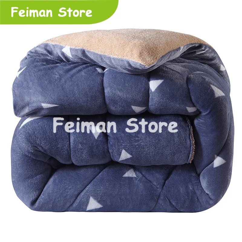 Утепленное зимнее одеяло имитирующее овечья шерсть теплое постельное camoFleece AB