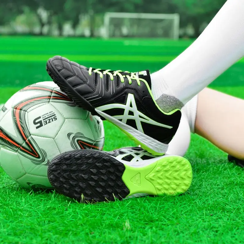 

Children's Football Shoes , Magic Buckle Hiking Running Shoes , Fashion Sport Shoes , Sneaker , Size 30-45