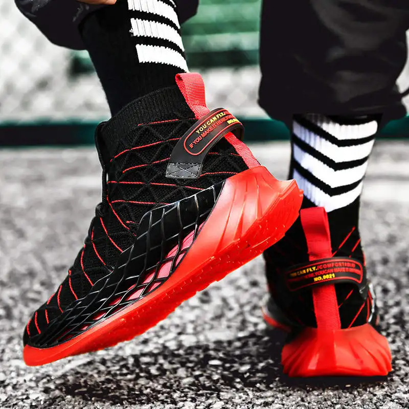 

Fashion Outdoor Men's Blade Sneakers Black Red Mesh Breathable Bounce Trainers Men Platform Sole Cushion Sock Sneakers Men Shoes