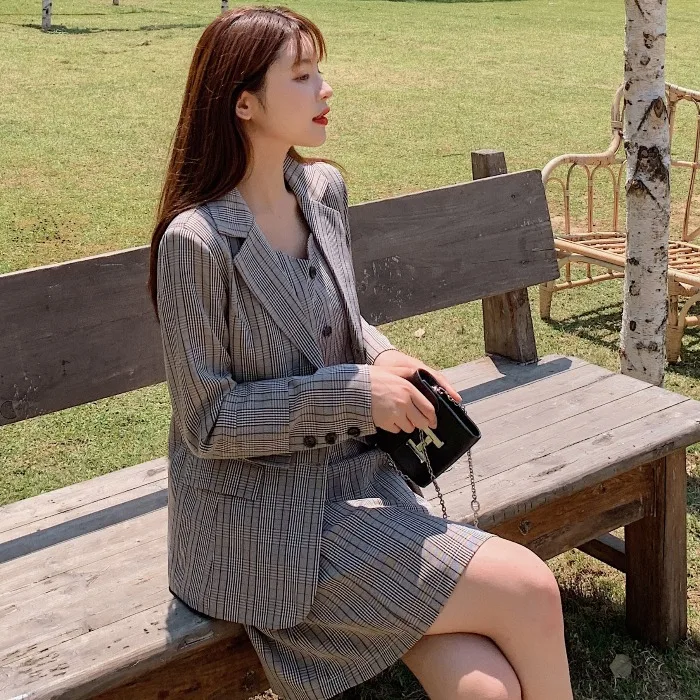 

2021 Spring Women's 2 piece set Office OL Plaid Notched Long Sleeve Blazer Coat + Sexy Sling Dress Suit