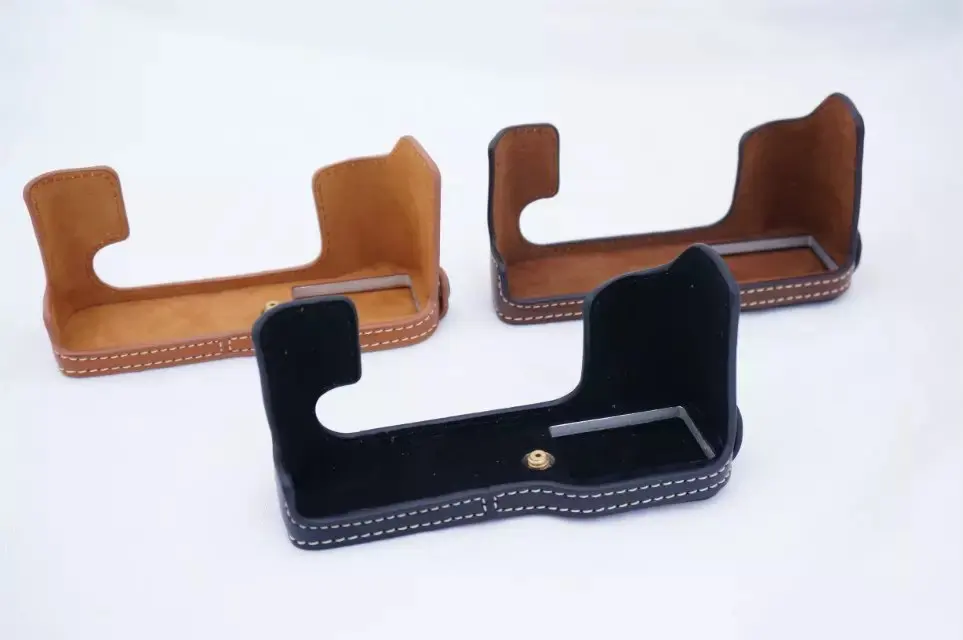 Pu Leather Case Bottom Opening Version Protective Half Body Cover BaseFor Fujifilm XA5 XT4 XS10 XT200 XT30 XT10 XT20 XT3 XT2 XT1 |
