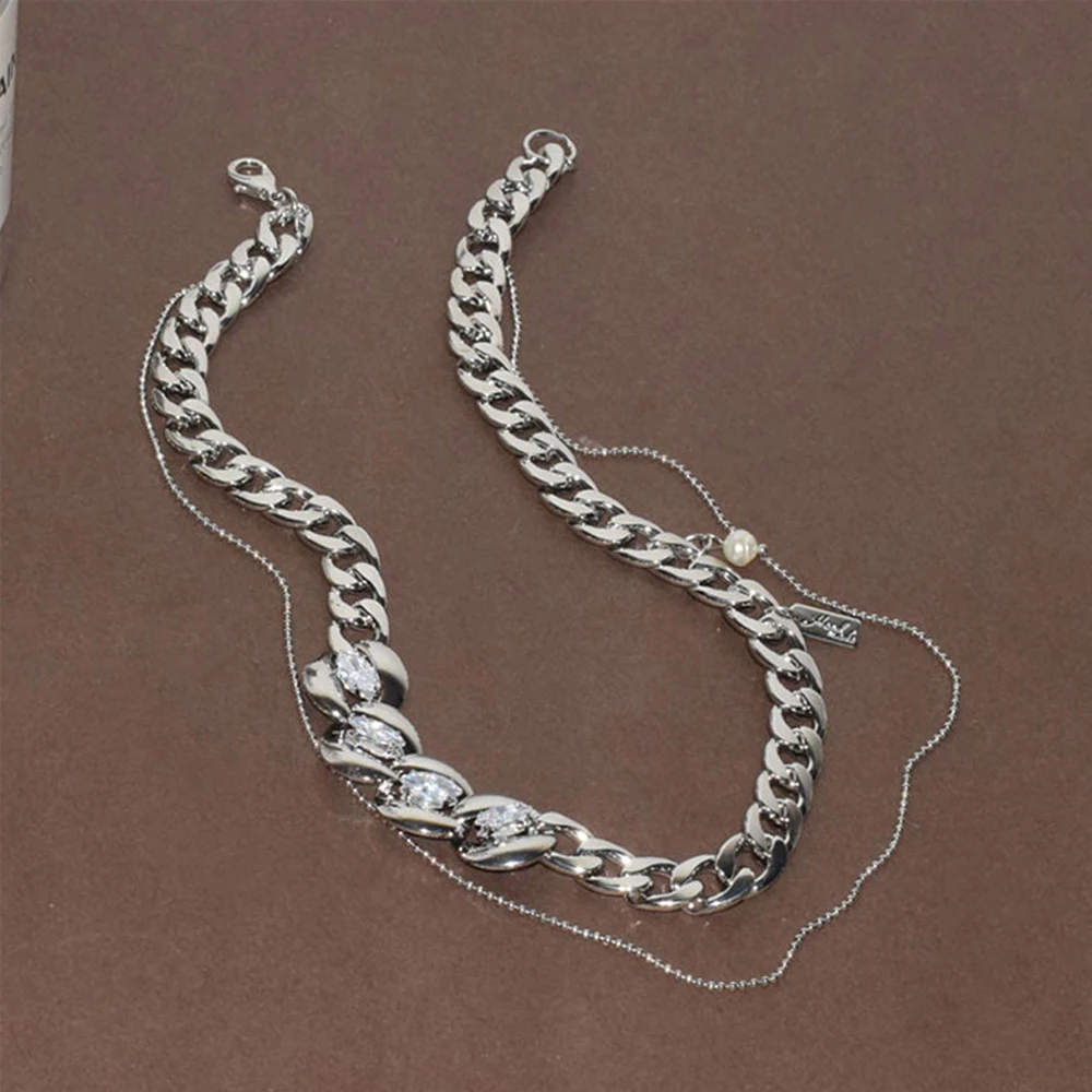 

In 2021The Baroque Summer Thick Metal Pendant Necklace Female Senior Clavicle Necklace Ins Cold Wind Chain Fashion Accessories