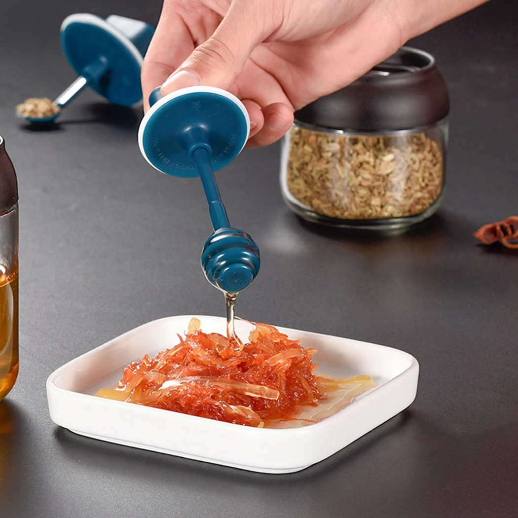 

9.86oz Glass Spice Container Practical Seasoning Bottle Honey Jar with Spoon BBQ Pepper Salt Shakers Paprika Bottle
