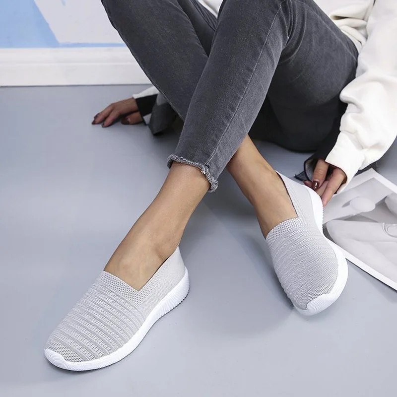 

2021 Summer Women Shoes Knitting Sock Women's Sneakers Slip On Shoes Lightweight Flat Women's sports shoes Plus Size Loafers