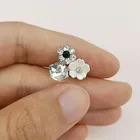 Подвеска-цветок из смолы, серебристого цвета, 15 мм, 50 шт., для изготовления ювелирных изделий ручной работы, фурнитура ювелирных изделий для ношения в волосах