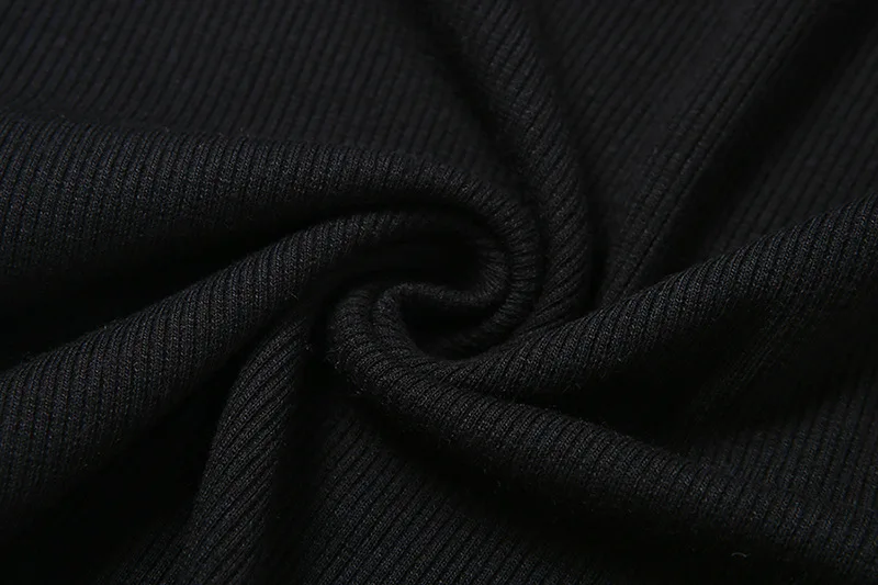 Элегантное сексуальное мини-платье с длинными пышными рукавами в стиле пэчворк