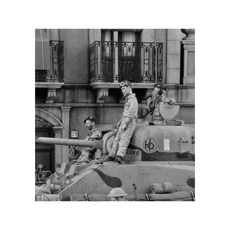 1:35 масштаб Второй мировой войны британская танковая команда и коммандер 4