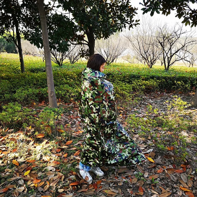 Аварийное тепловое одеяло легкое складное водонепроницаемое не боится ветра и