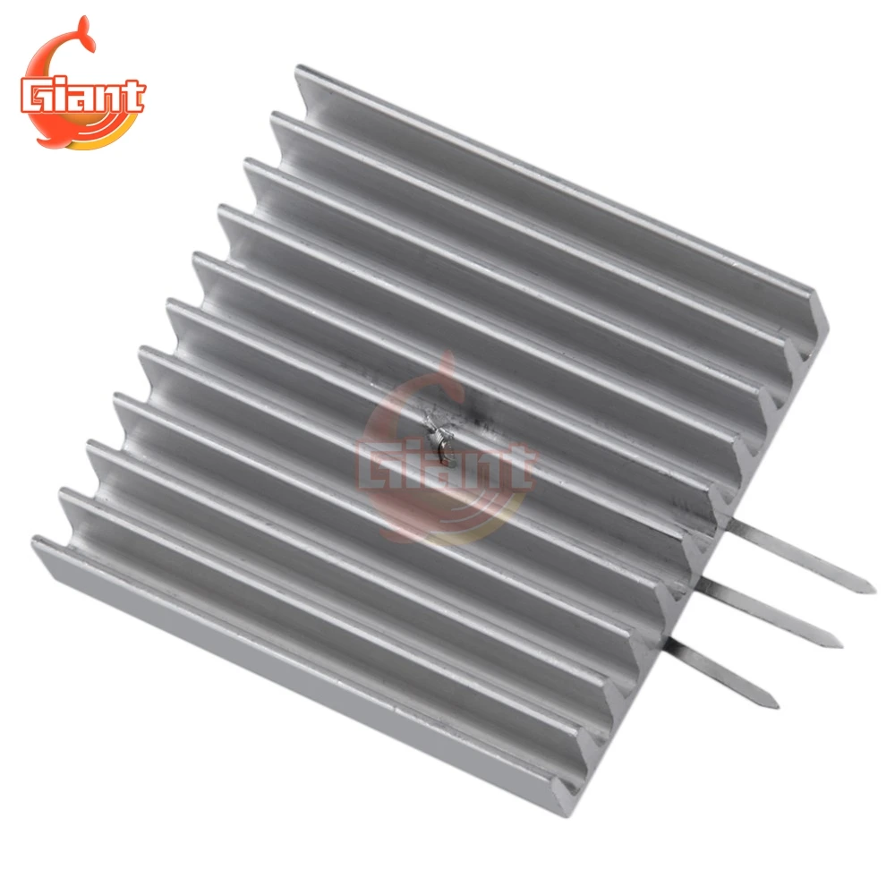 Регулируемый регулятор напряжения источника питания для импульсного зарядное