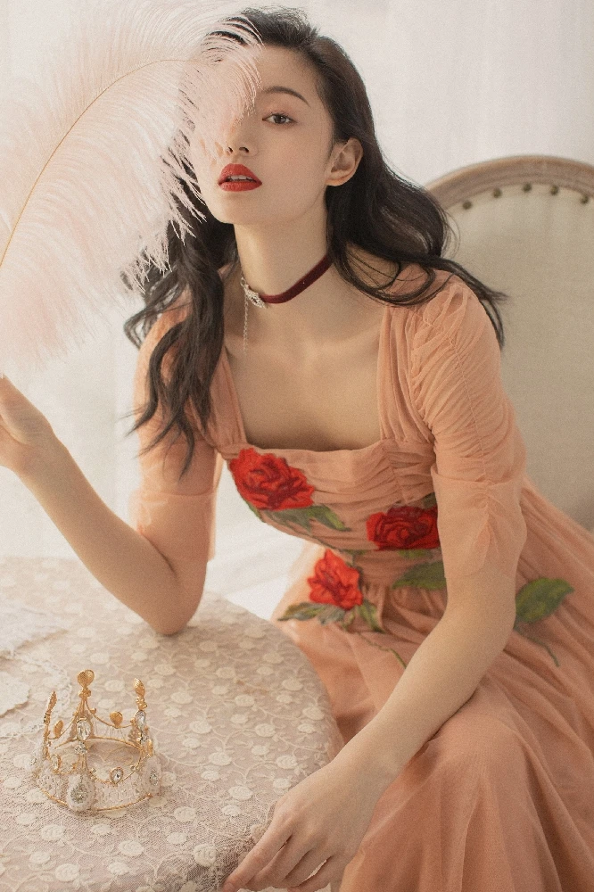 

Make summer kind of gauze dress rose