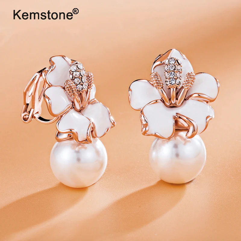 Серьги клипсы Kemstone из розового золота и серебра с искусственным жемчугом