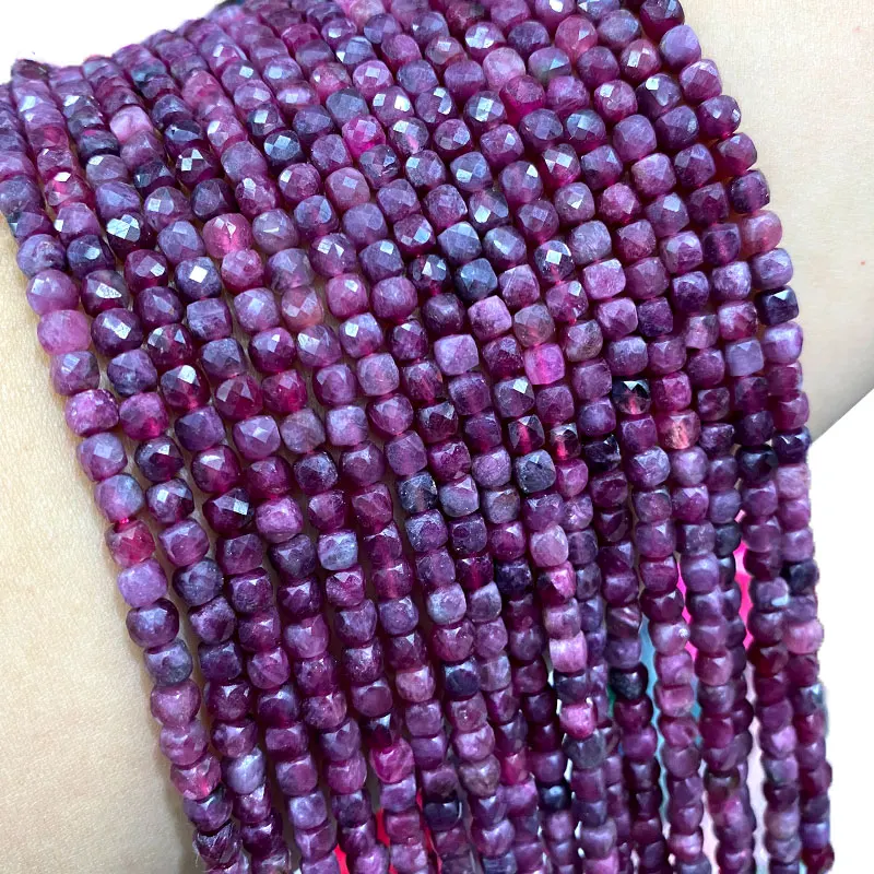 

Top 100% Natural Stone Ruby Faceted Cube Geometry Gemstone Spacer Beads For Jewelry Making DIY Bracelet Necklace 4-5MM