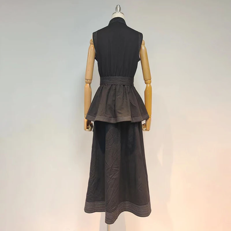 

TWOTWINSTYLE Casual Khaki Dress For Women Stand Collar Sleeveless High Waist Sashes Slim Midi Dresses Female 2021 Summer Fashion