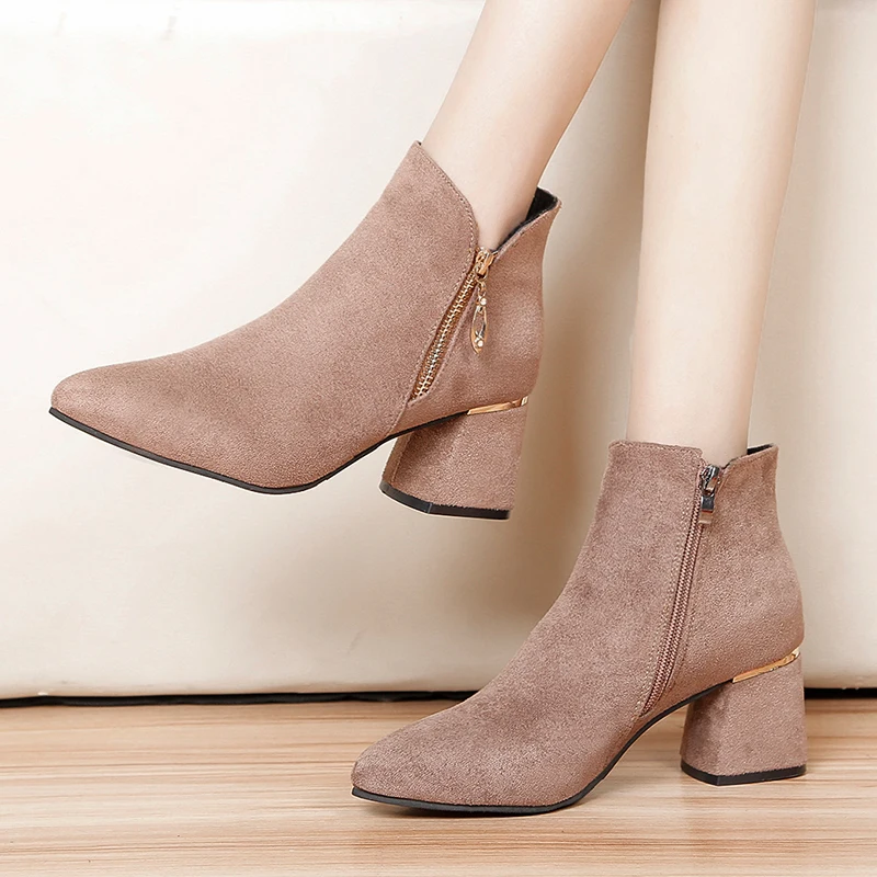 Зимние женские ботильоны Черные зимние ботинки из искусственной замши Ботинки