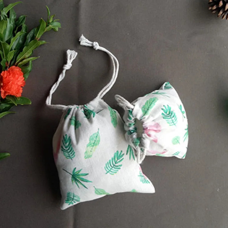 

Flamingo Bird Green Leaf Linen Gift Bags 9x12cm 10x15cm 13x17cm Pack of 100 Makeup Jewelry Candy Drawstring Pouch