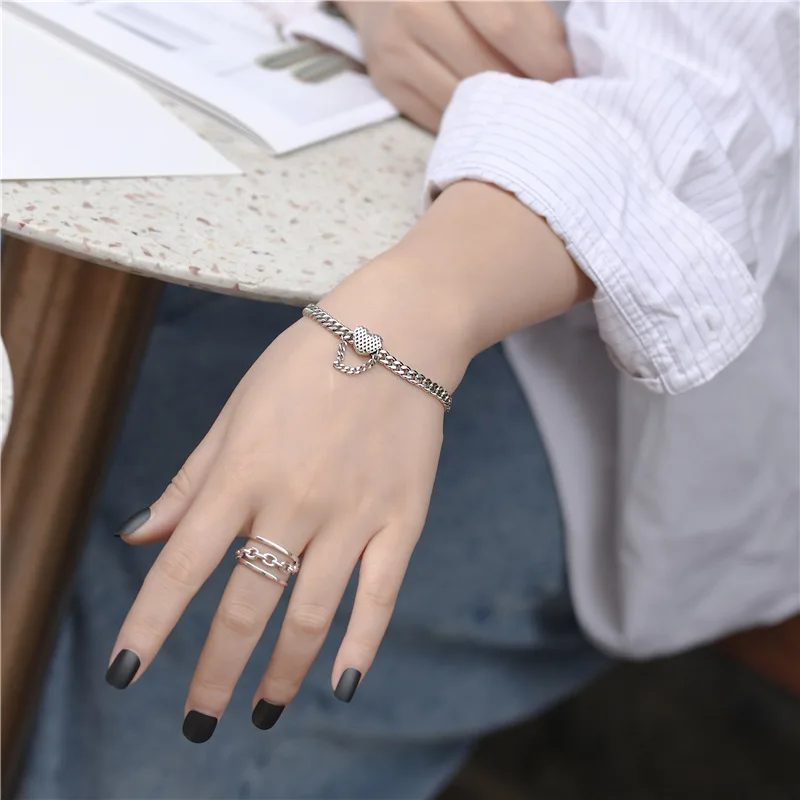 Браслет женский из серебра 925 пробы с застежкой-лобстером | Украшения и